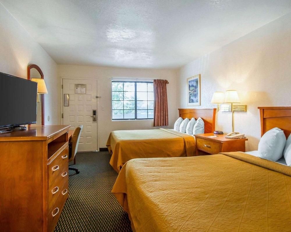 Quality Inn Flagstaff East I-40 Exterior photo